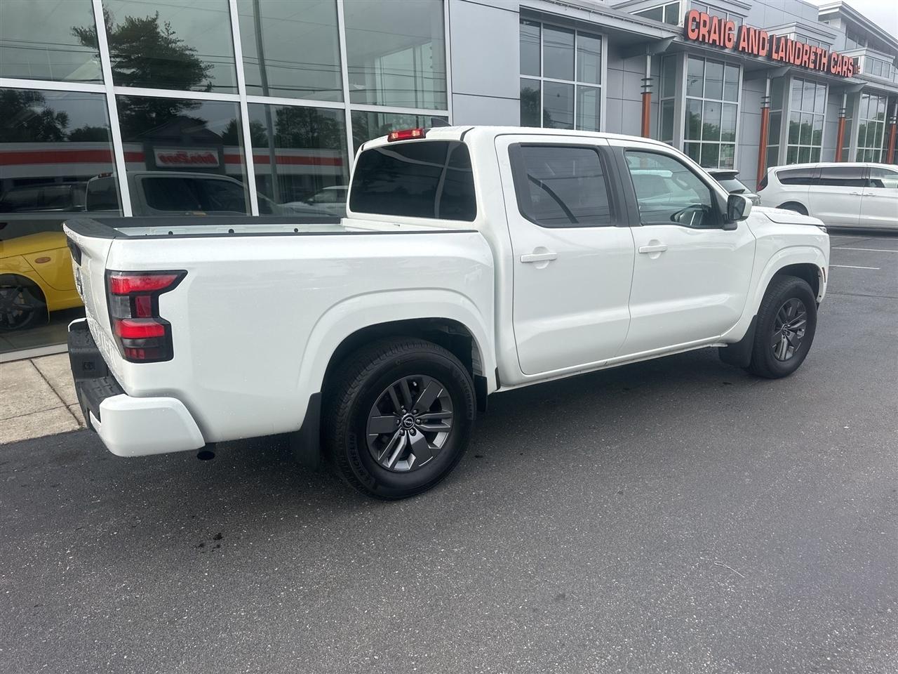 Nissan Frontier  2025