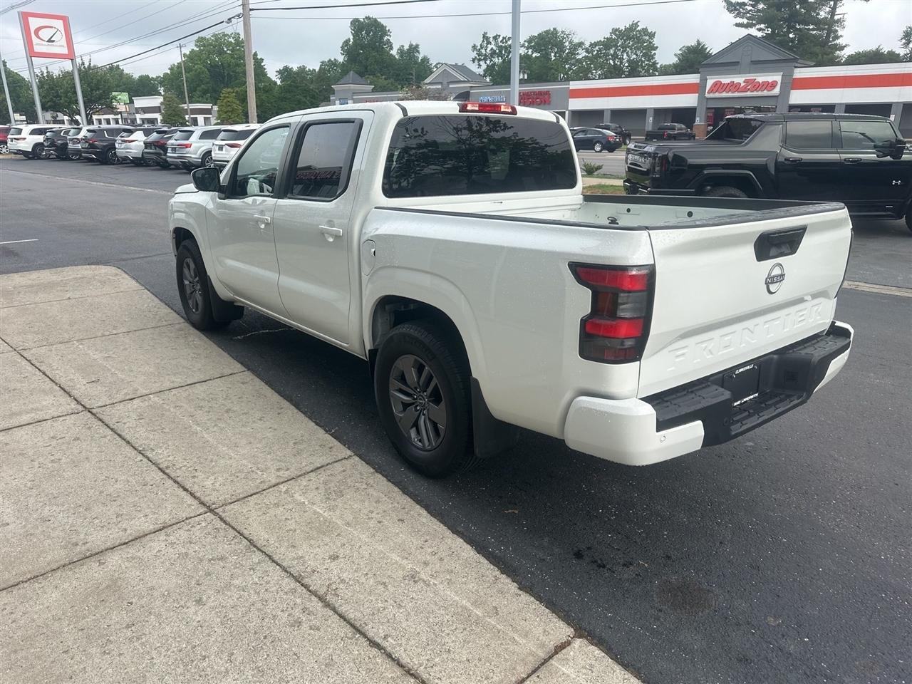 Nissan Frontier  2025