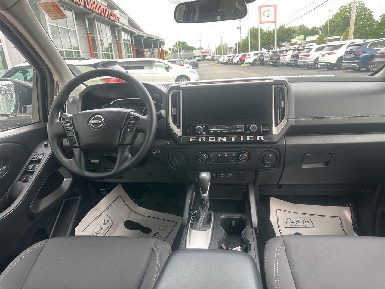 Nissan Frontier  2025