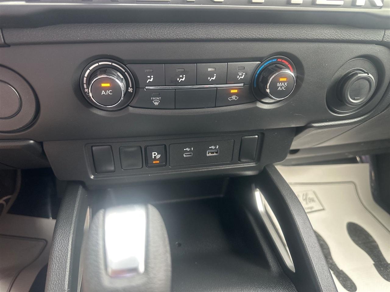 Nissan Frontier  2025