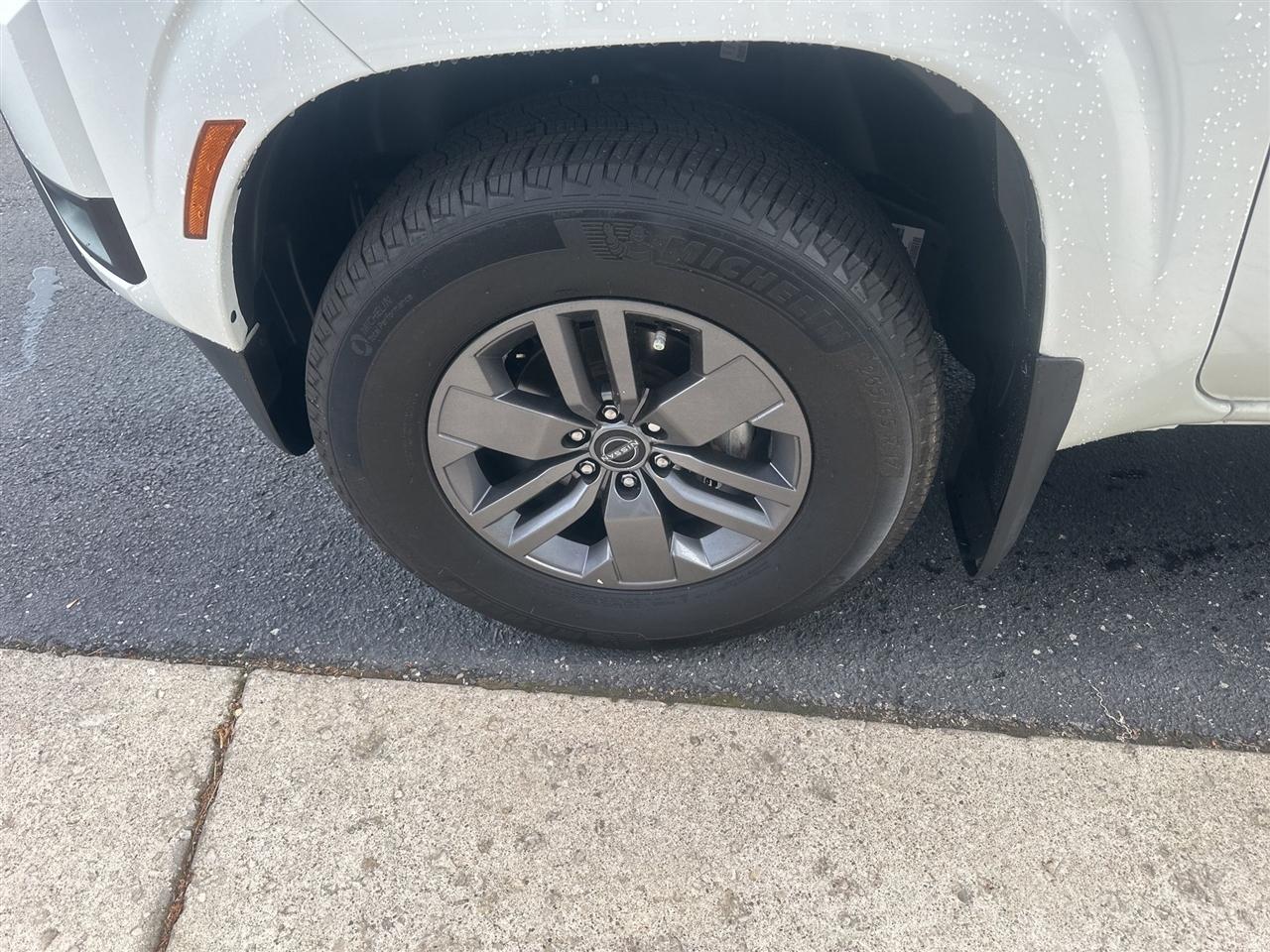 Nissan Frontier  2025