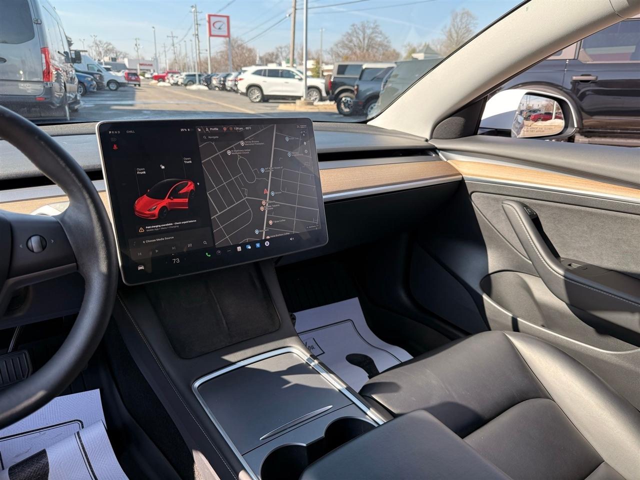 Tesla Model 3  2021