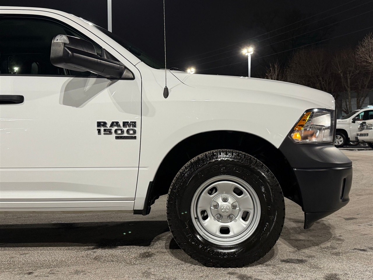 RAM 1500 Classic  2023