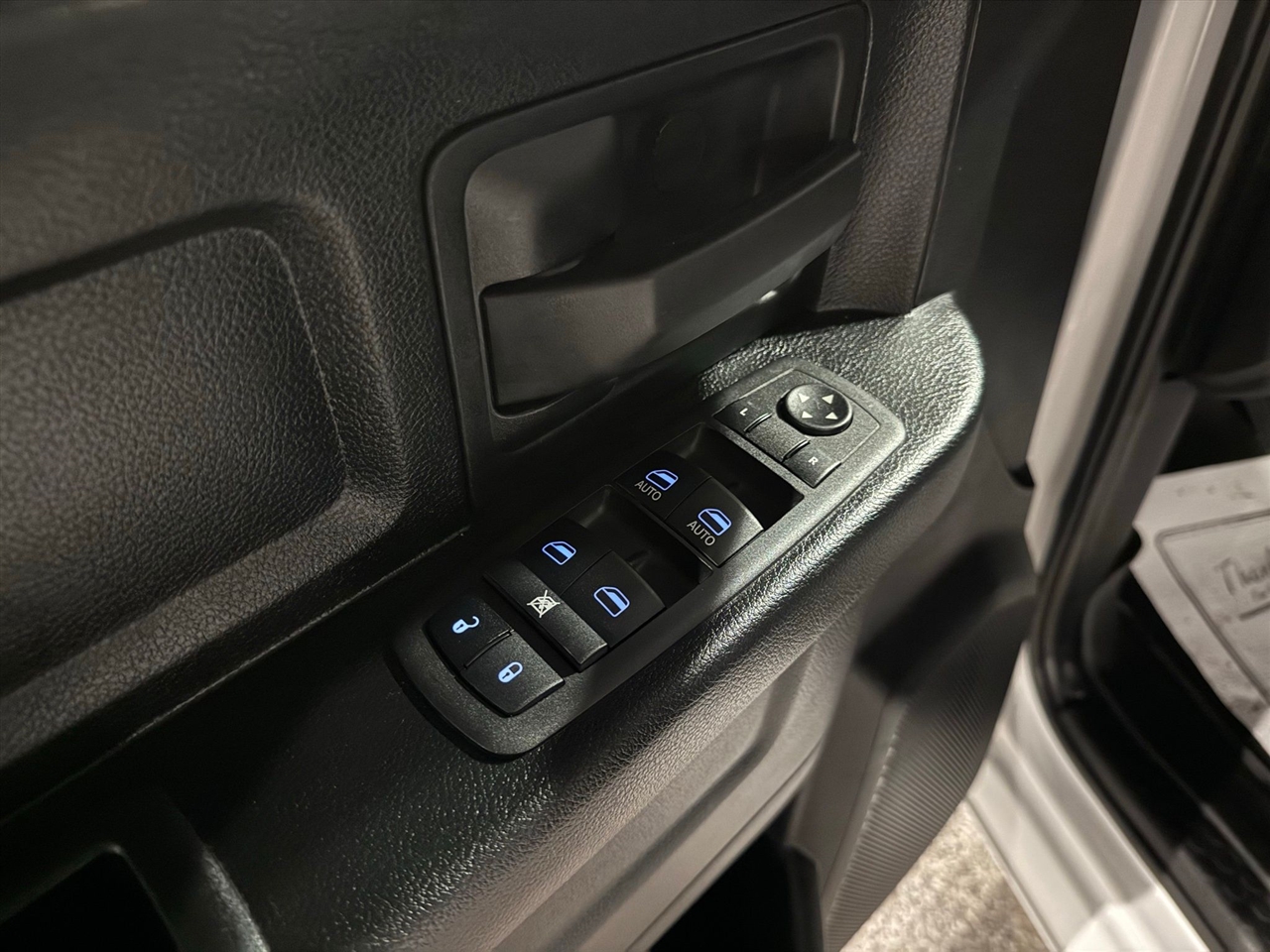 RAM 1500 Classic  2023