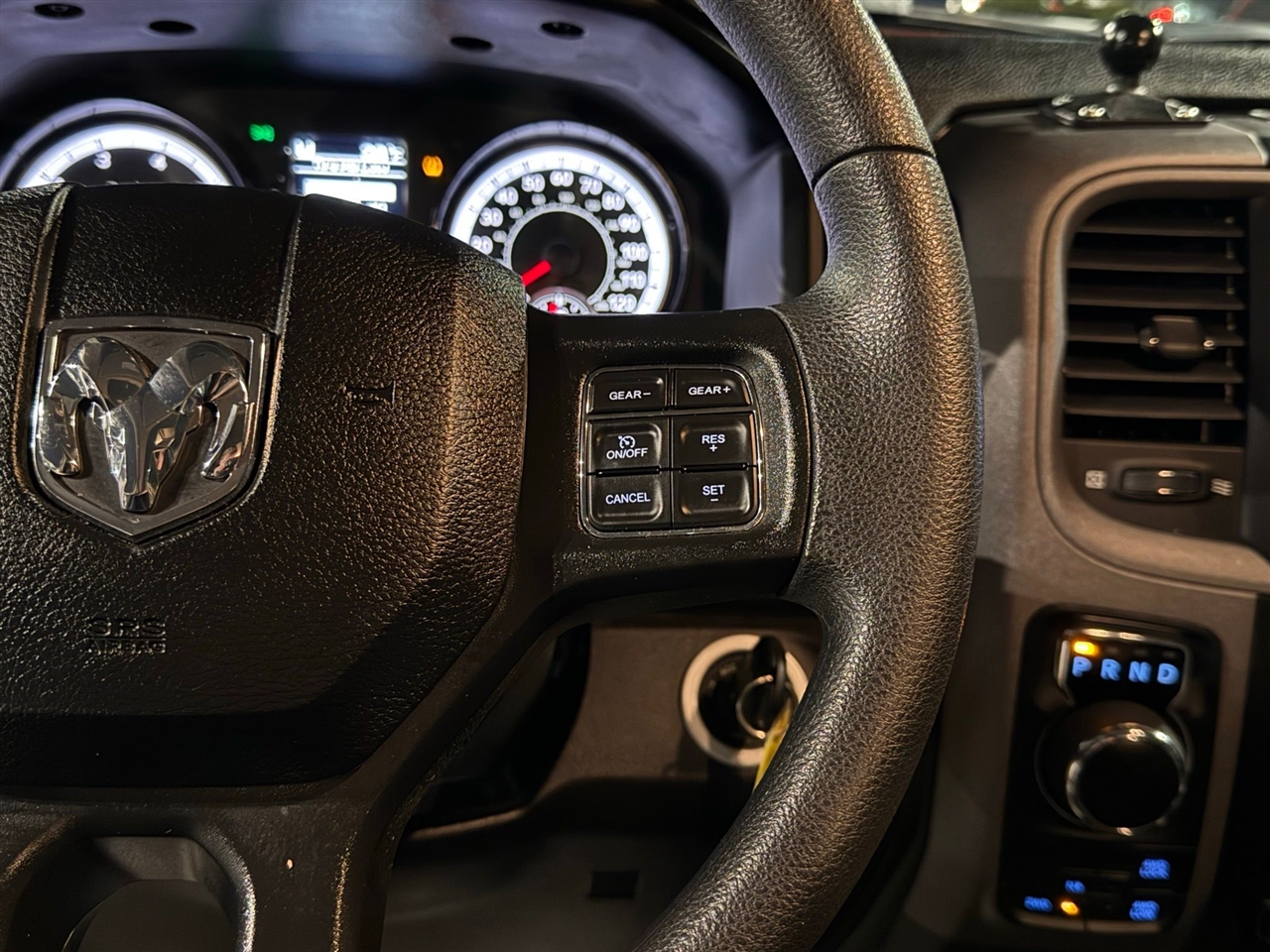 RAM 1500 Classic  2023