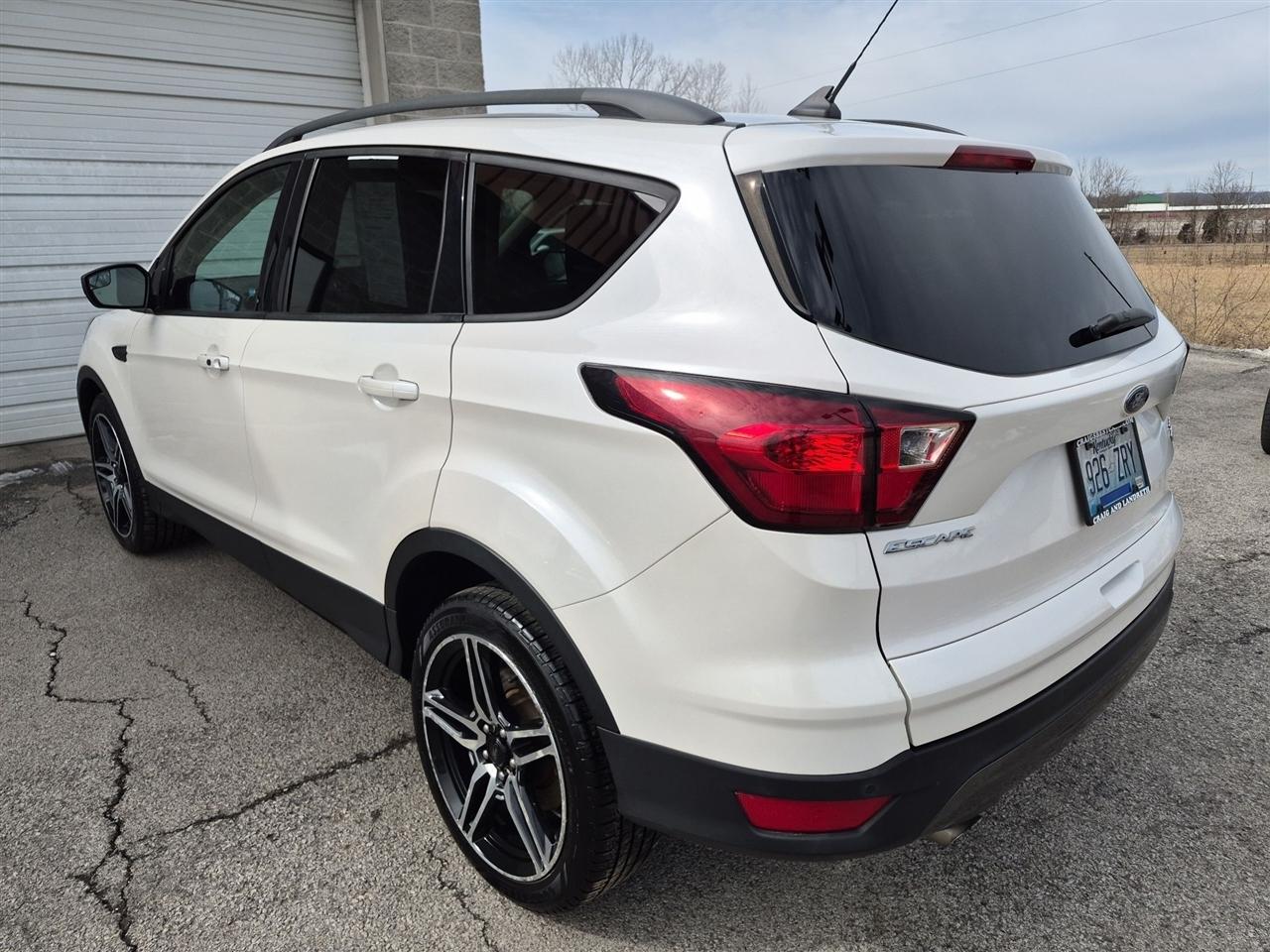 Ford Escape  2019