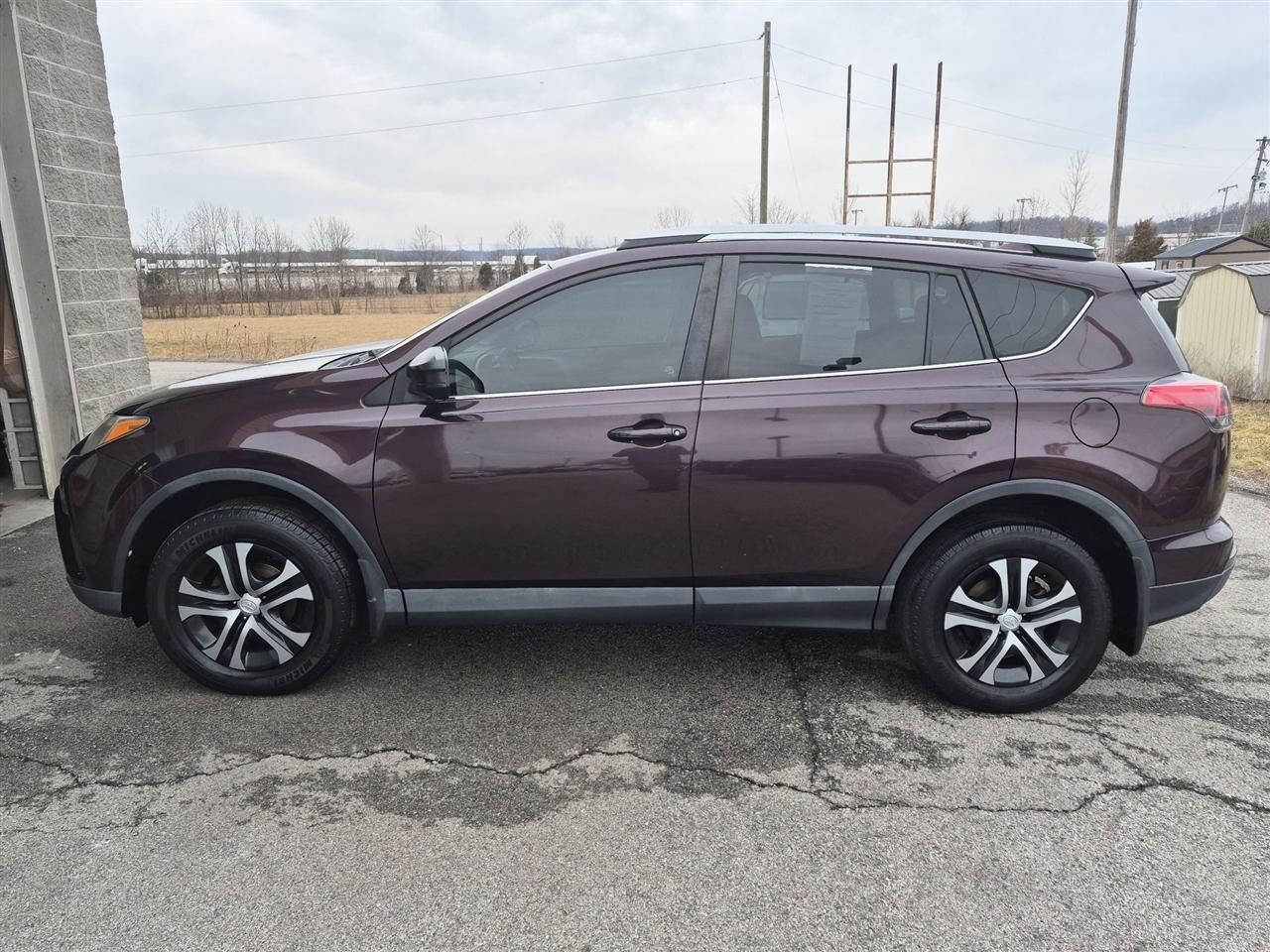 Toyota RAV4  2016