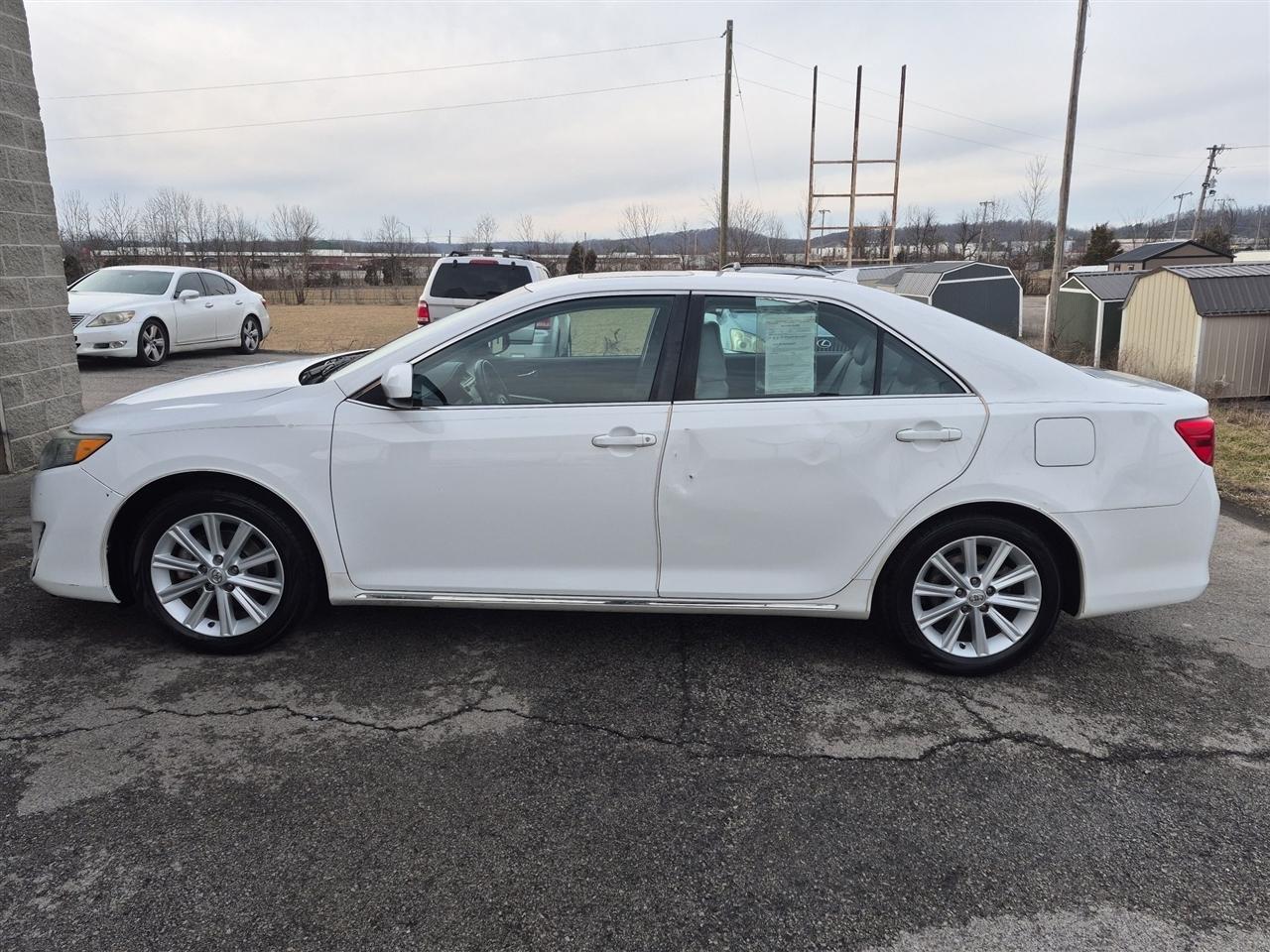 Toyota Camry  2014