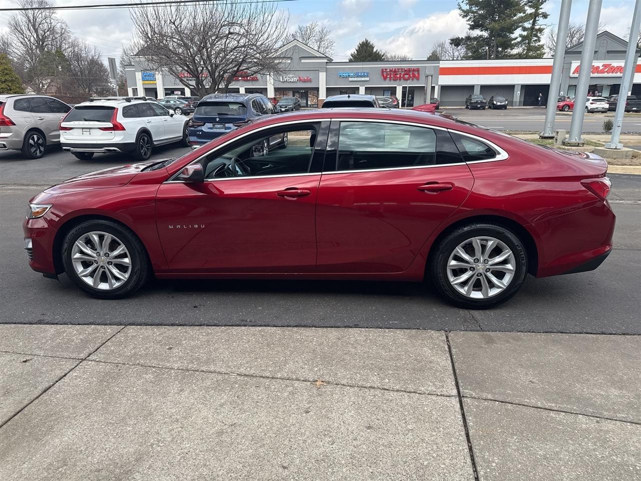 Chevrolet Malibu  2021