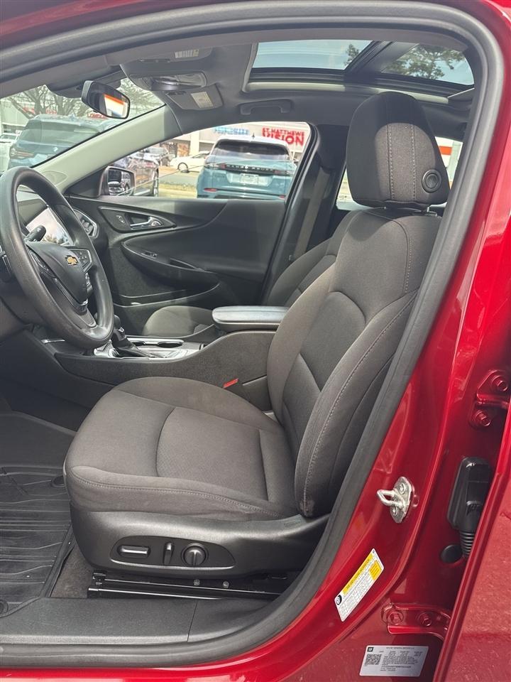 Chevrolet Malibu  2021