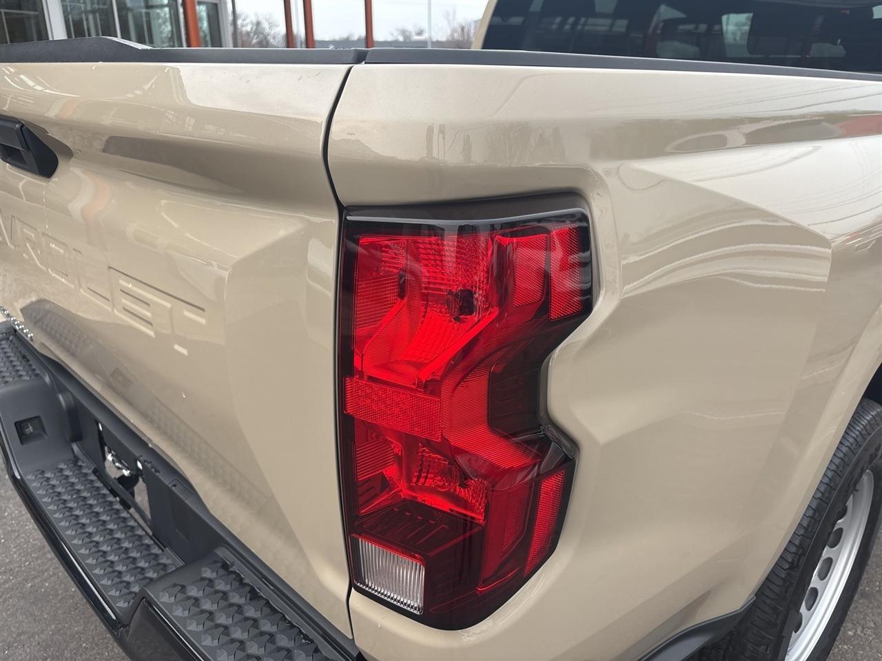 Chevrolet Colorado  2024