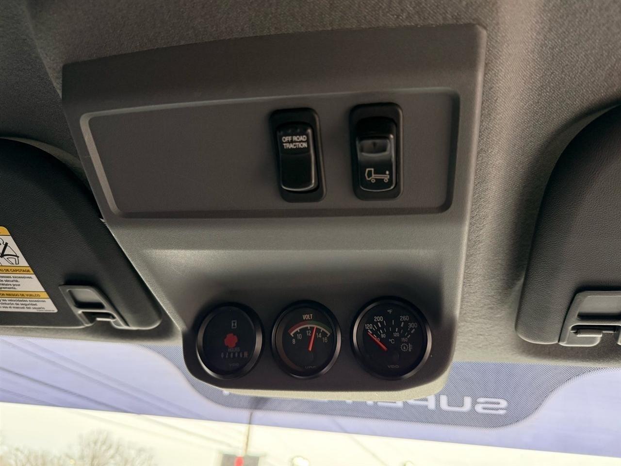 Ford F-650  2012