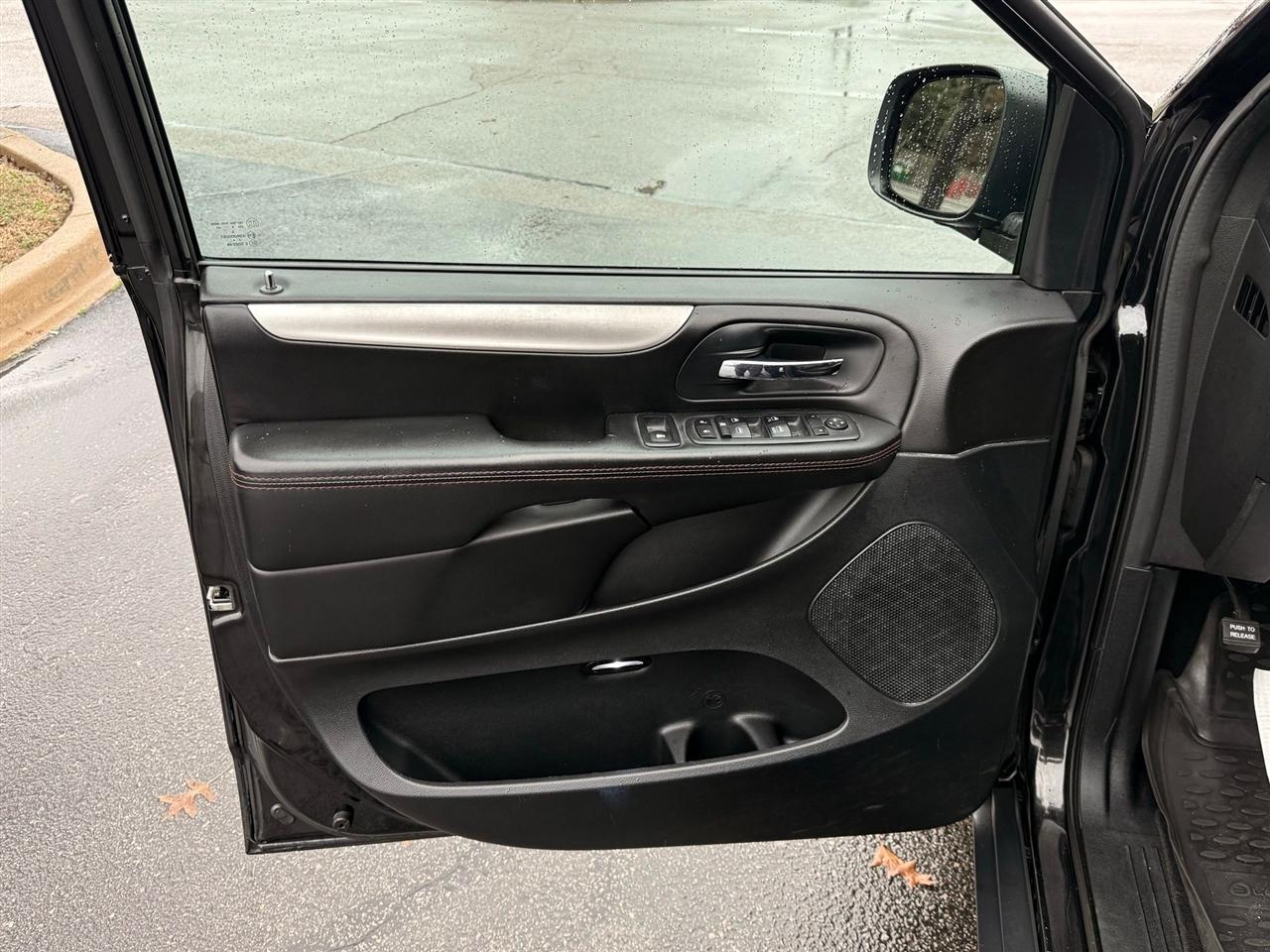 Dodge Grand Caravan  2018