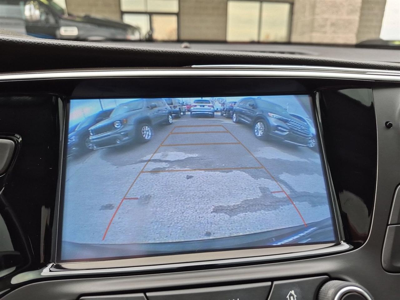 Buick Envision  2020