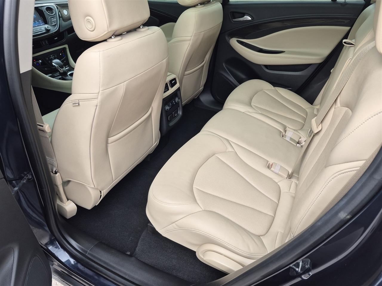 Buick Envision  2020