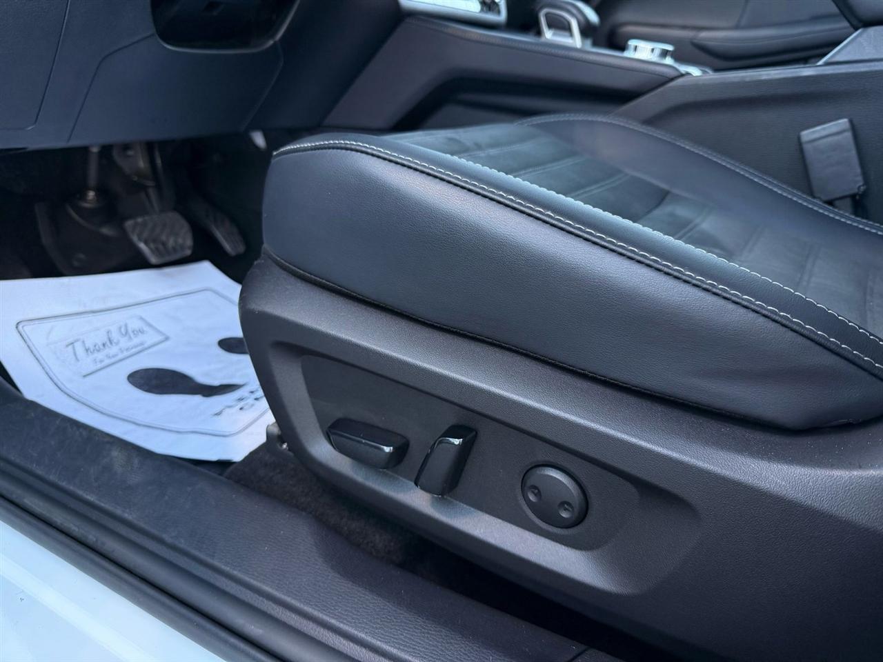 Mitsubishi Outlander PHEV  2024