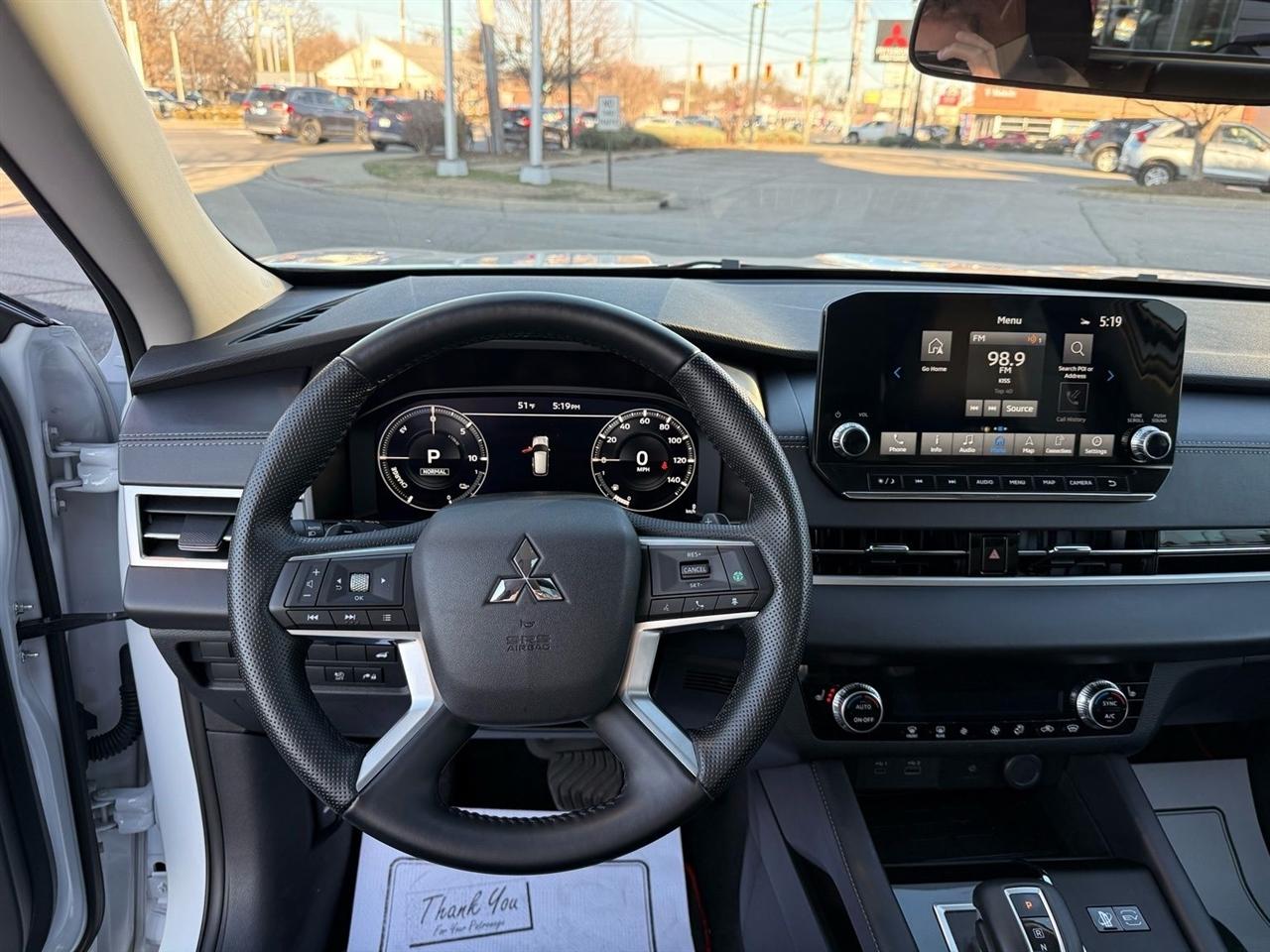 Mitsubishi Outlander PHEV  2024