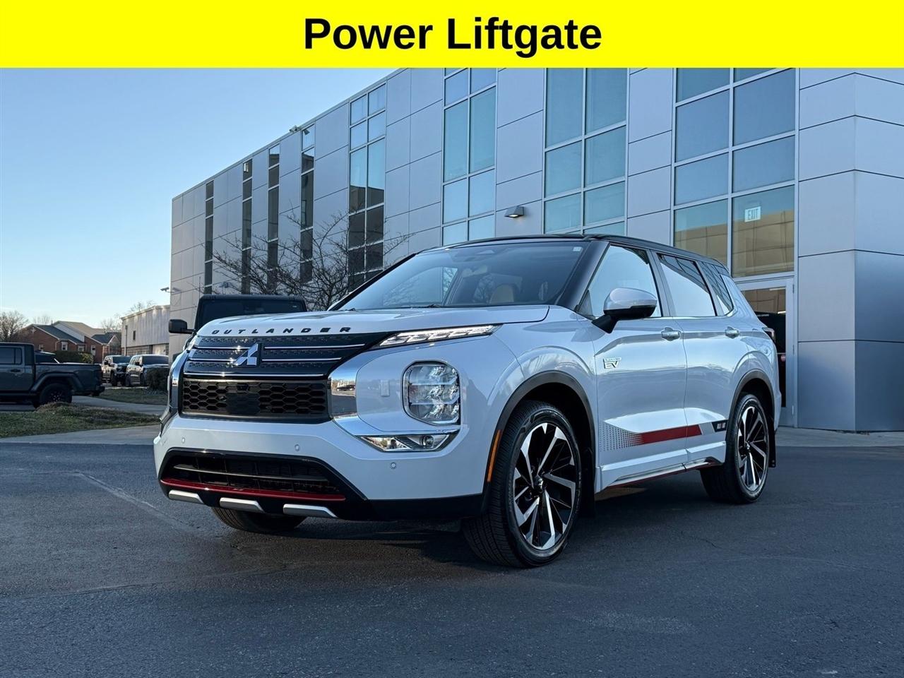 Mitsubishi Outlander PHEV  2024