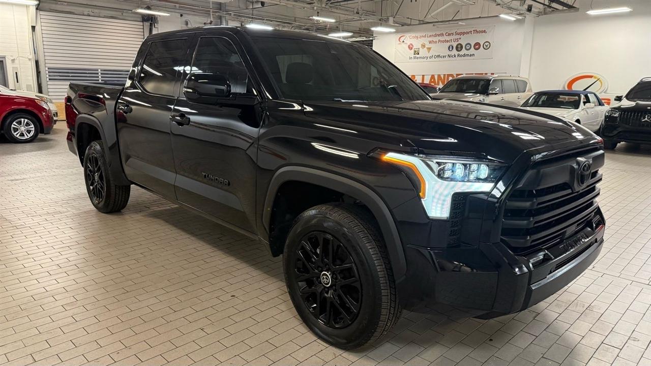 Toyota Tundra  2024