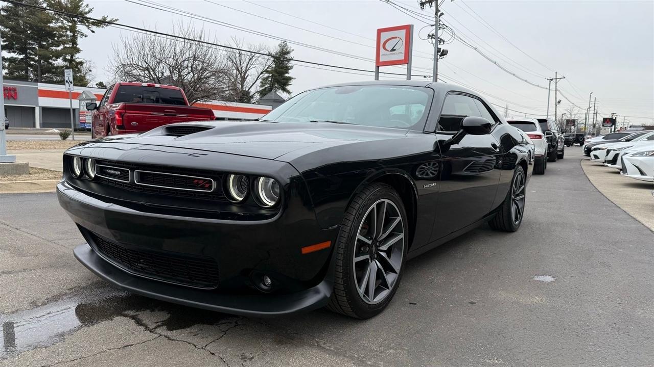 Dodge Challenger  2021