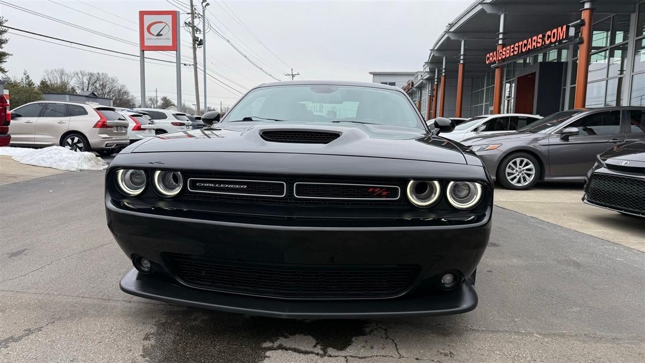 Dodge Challenger  2021