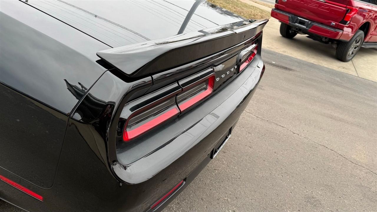 Dodge Challenger  2021