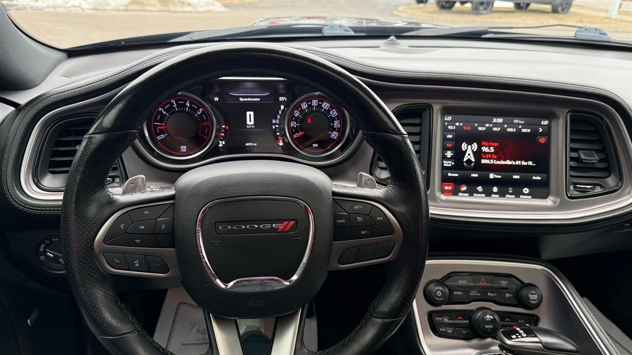 Dodge Challenger  2021