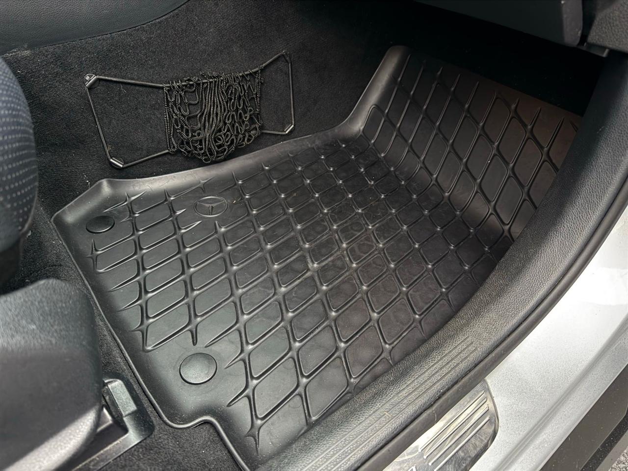 Mercedes-Benz GLC-Class  2018