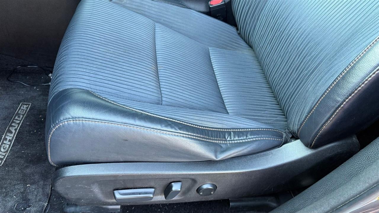 Toyota Highlander  2015