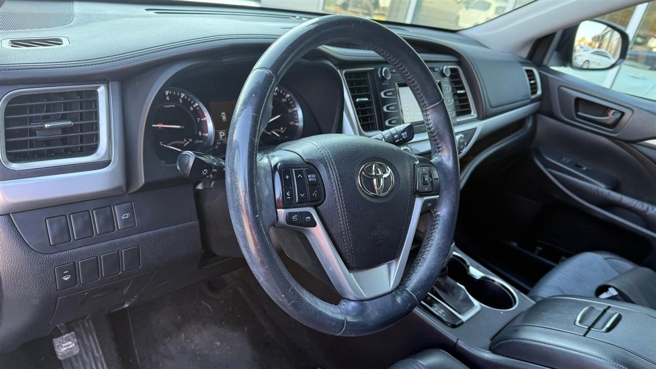 Toyota Highlander  2015