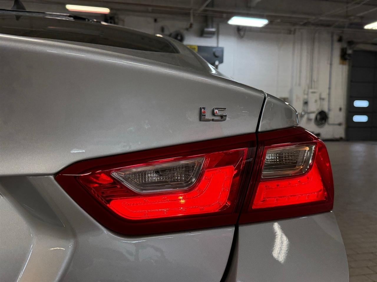 Chevrolet Malibu  2016