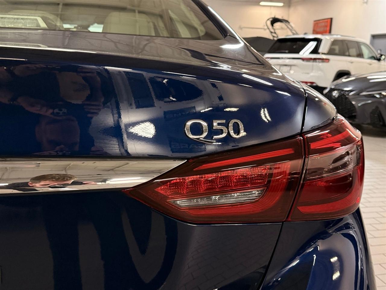 Infiniti Q50  2023