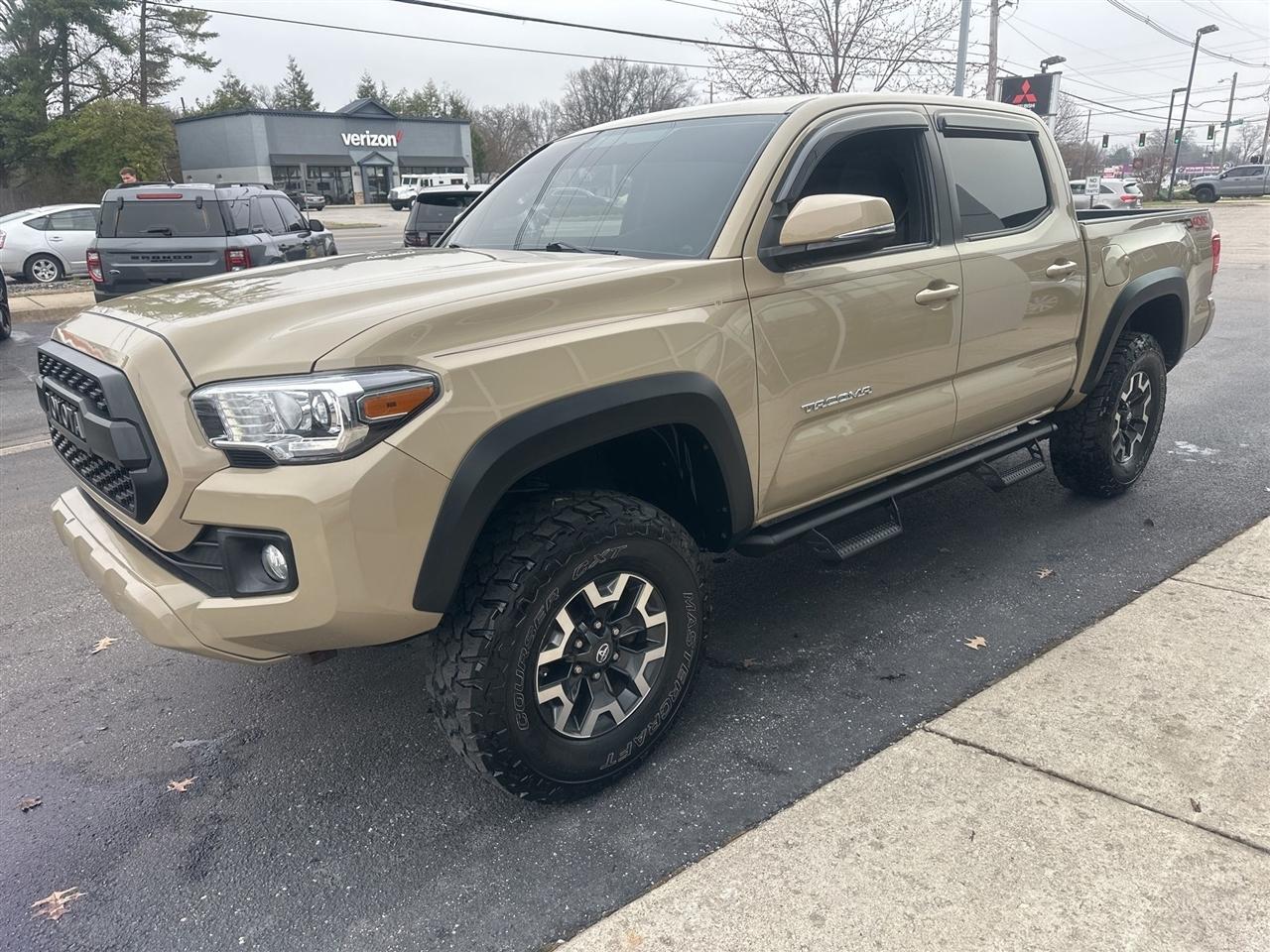 Toyota Tacoma  2017