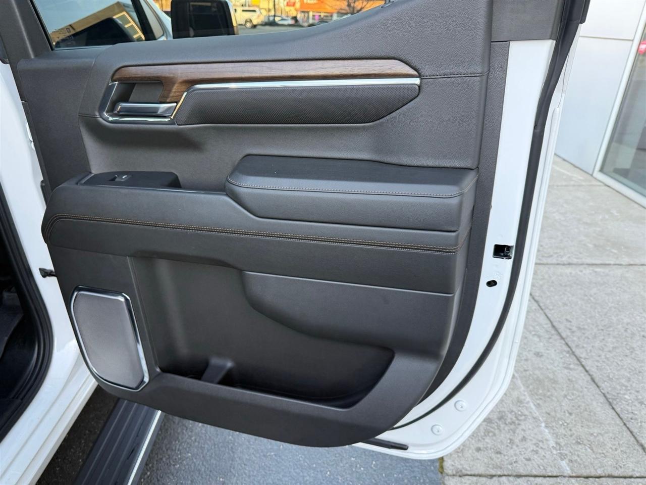 Chevrolet Silverado 1500  2024