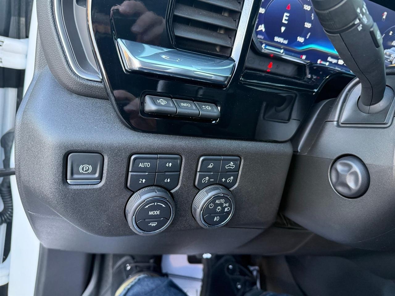 Chevrolet Silverado 1500  2024