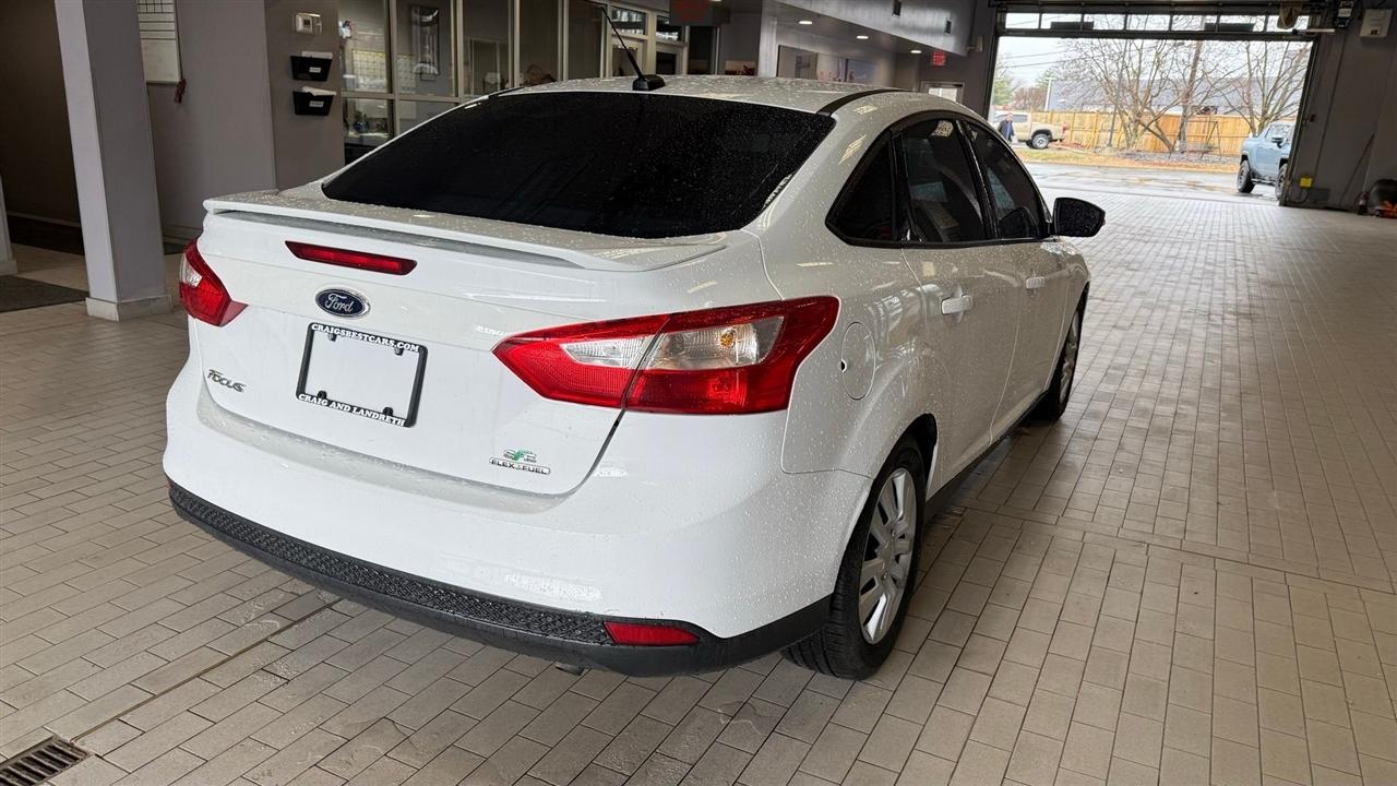 Ford Focus  2014