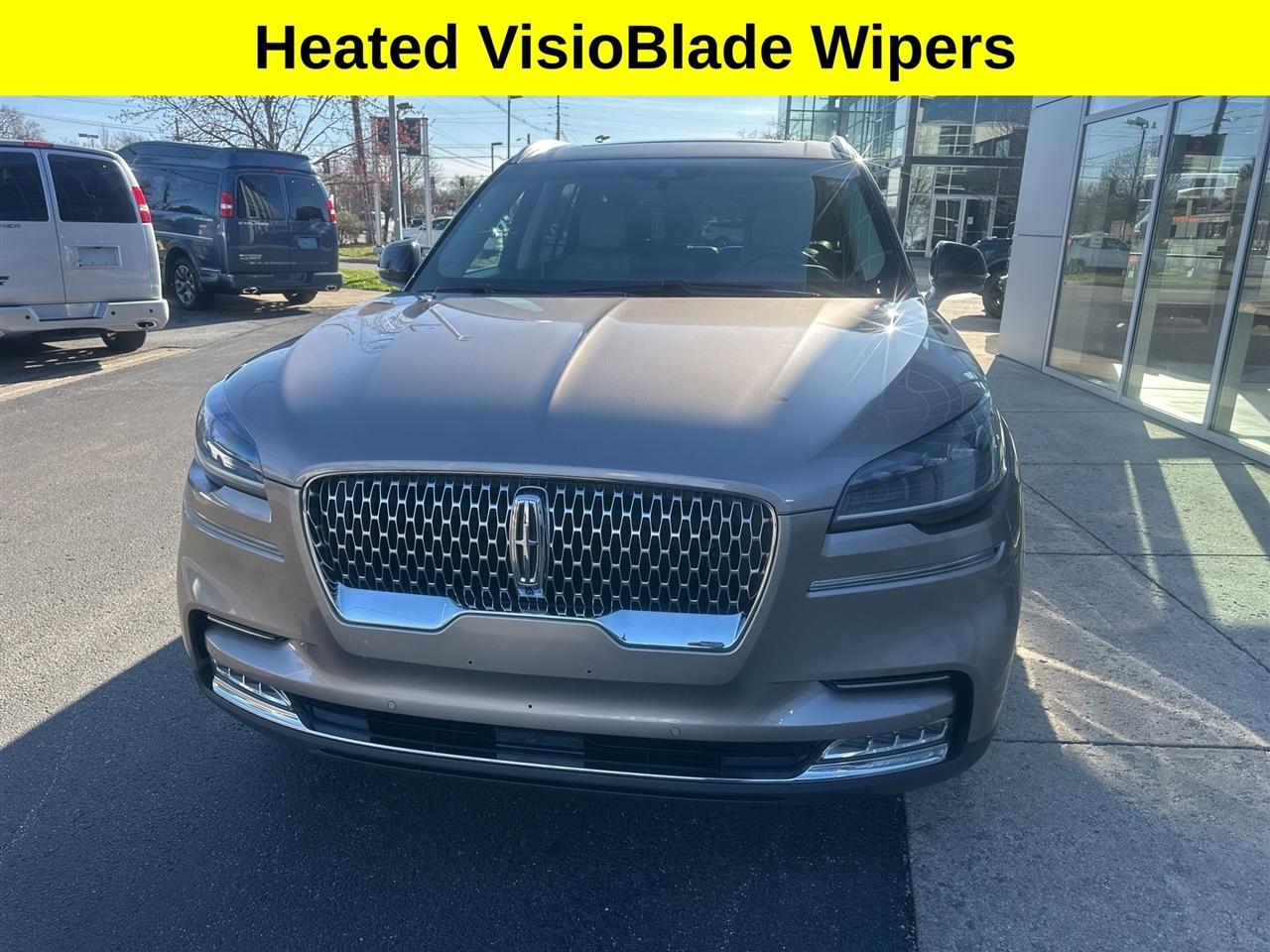 Lincoln Aviator  2020