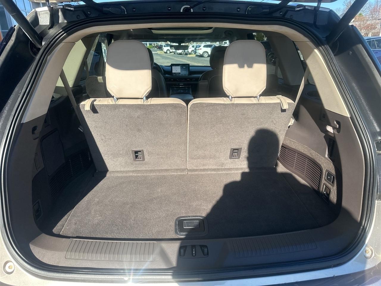 Lincoln Aviator  2020