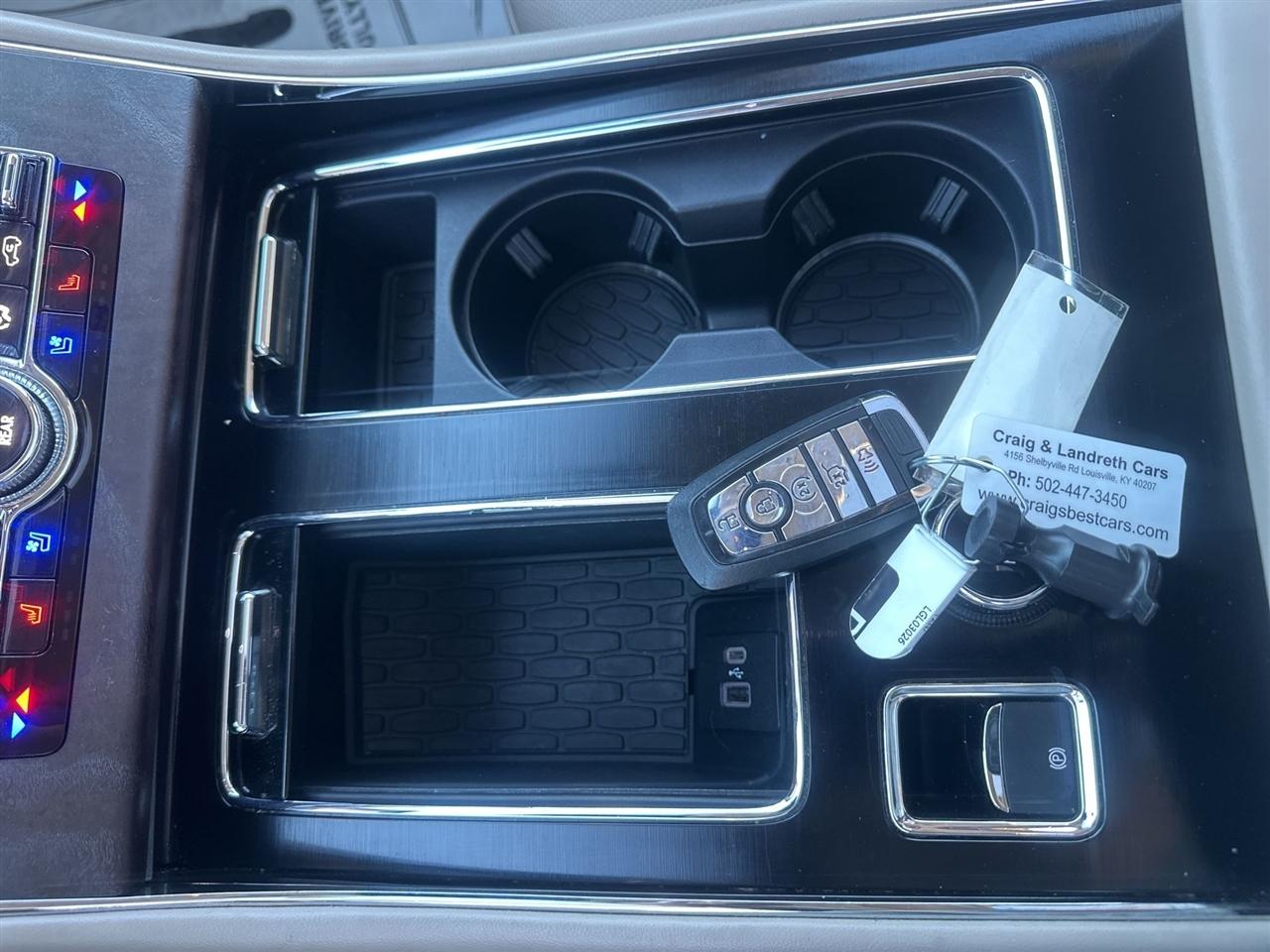 Lincoln Aviator  2020