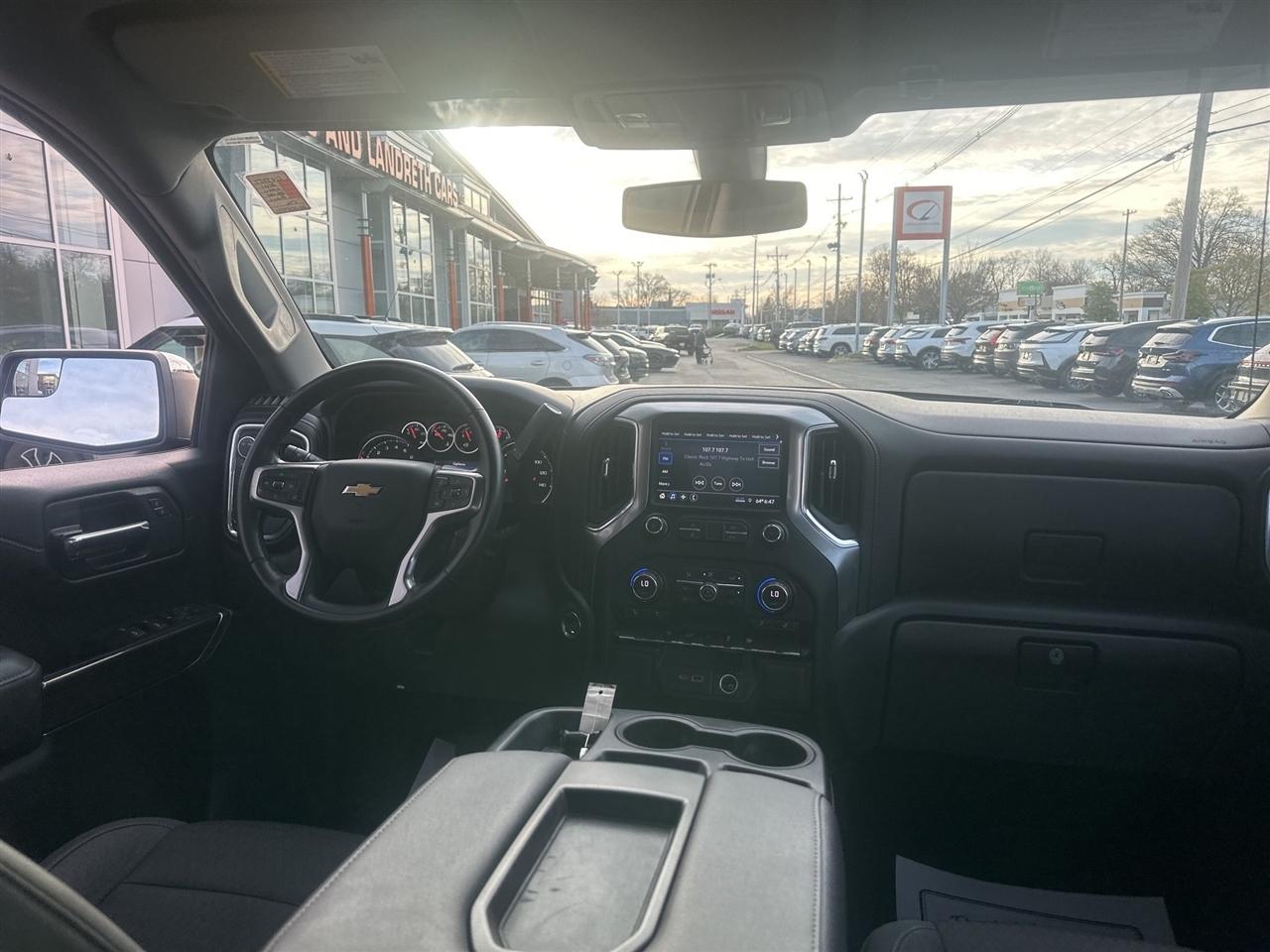 Chevrolet Silverado 1500  2021