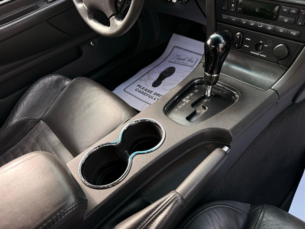 Ford Thunderbird  2002