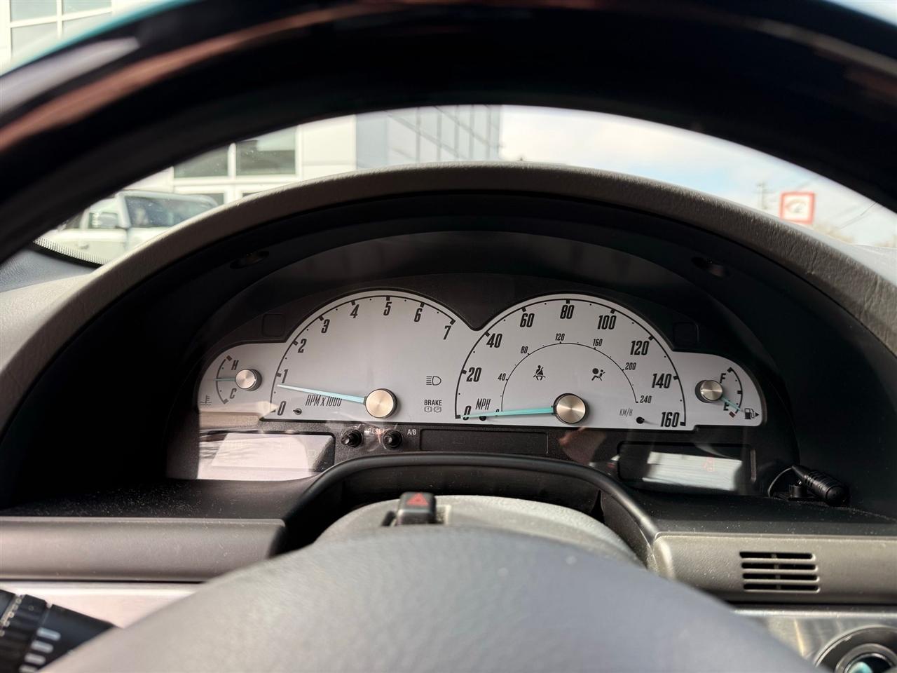 Ford Thunderbird  2002