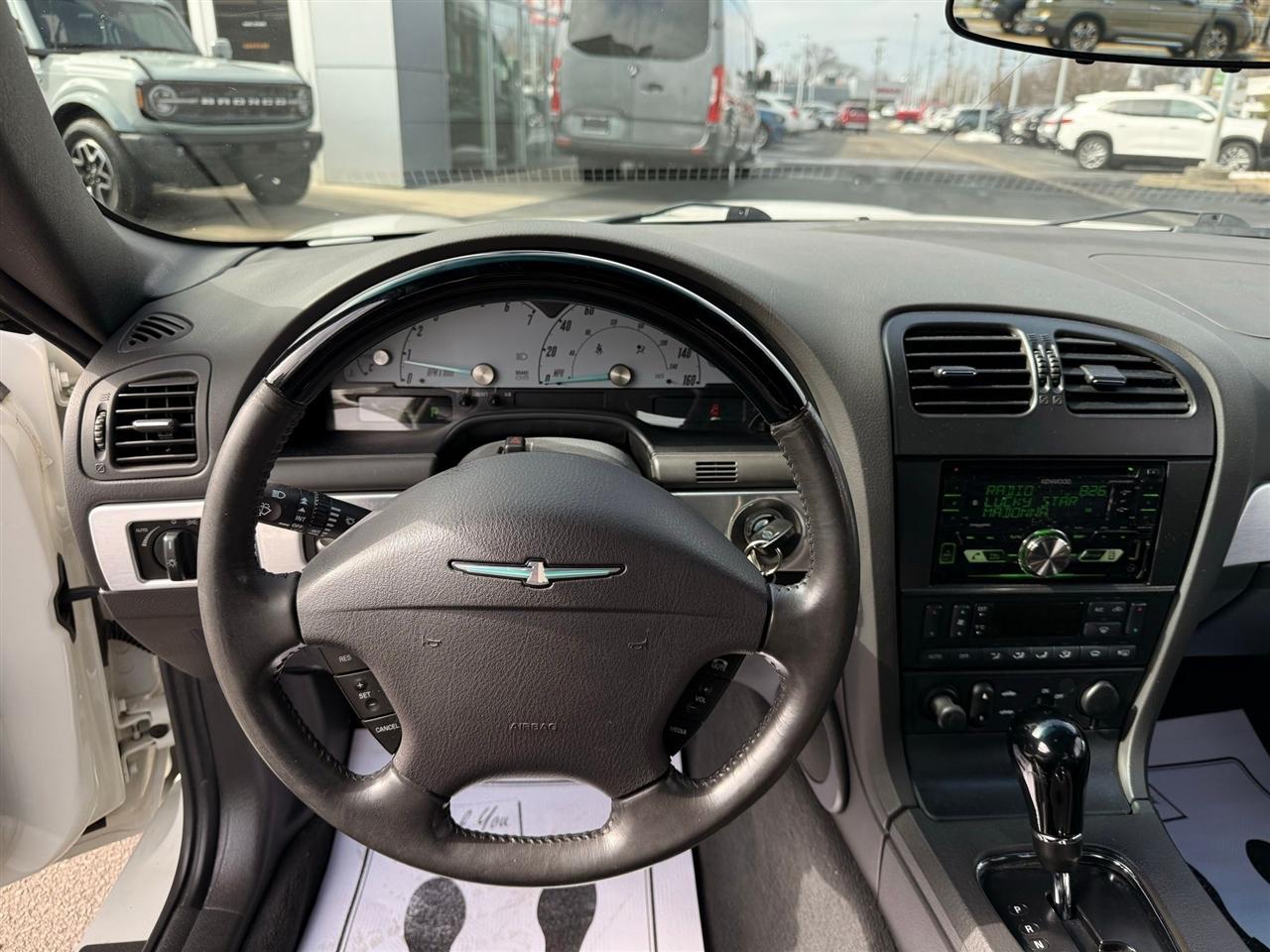 Ford Thunderbird  2002