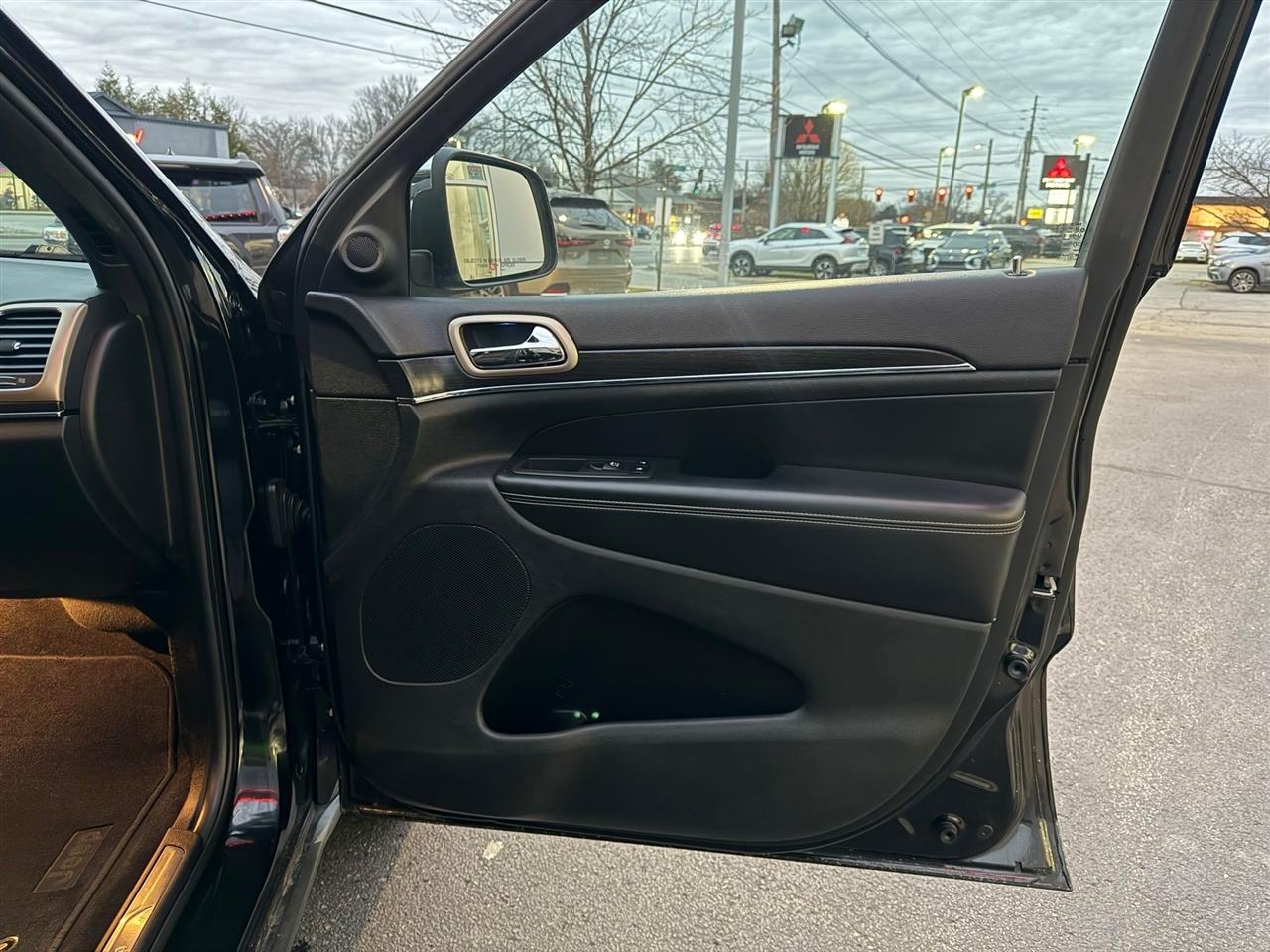 Jeep Grand Cherokee  2015