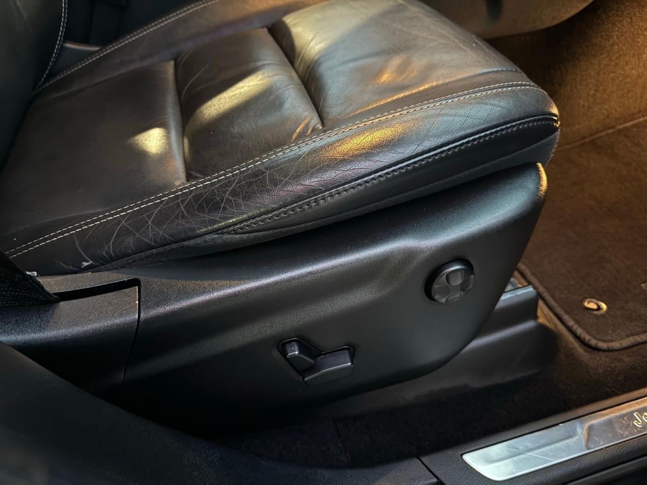 Jeep Grand Cherokee  2015