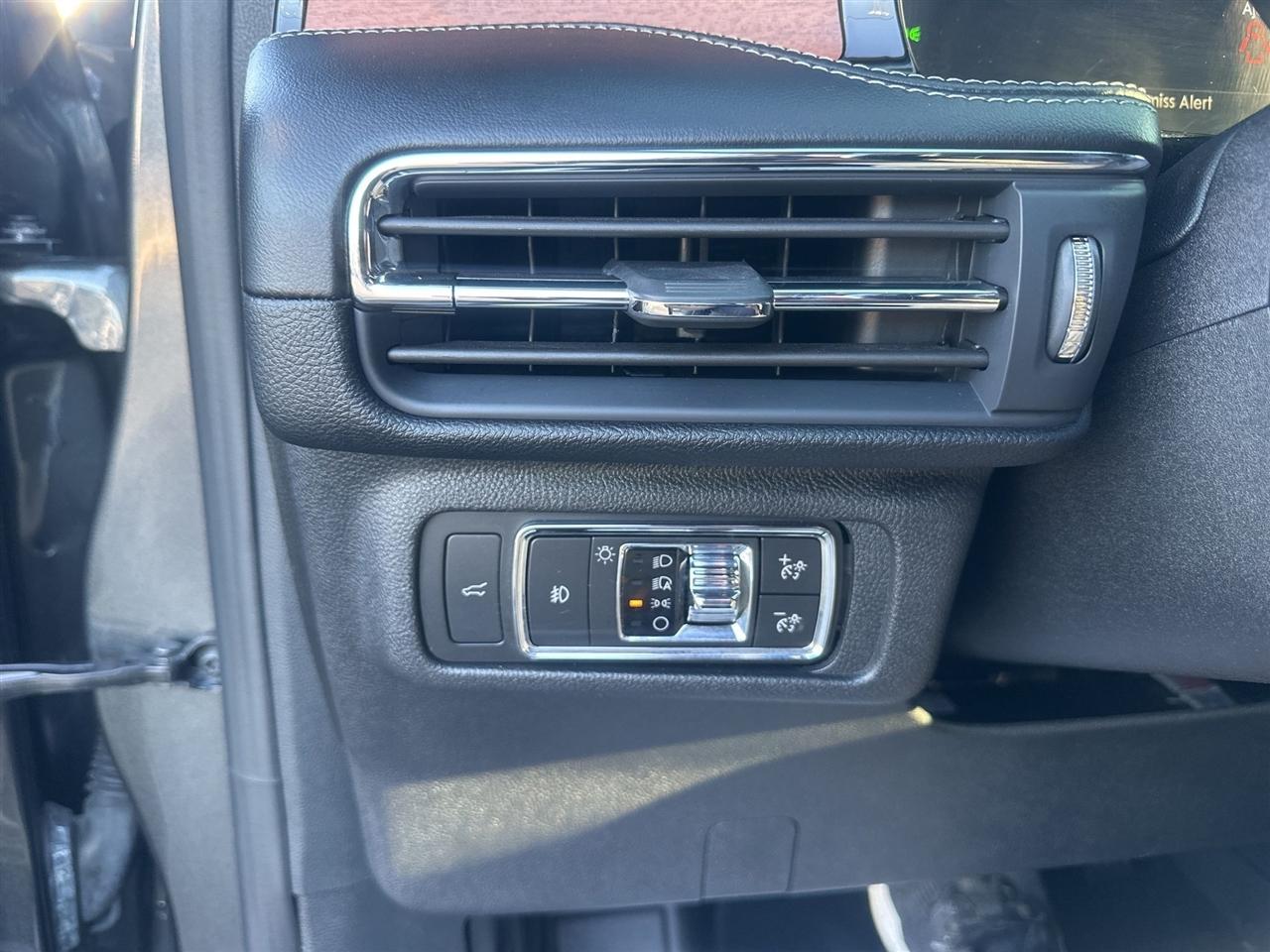 Lincoln Corsair  2020