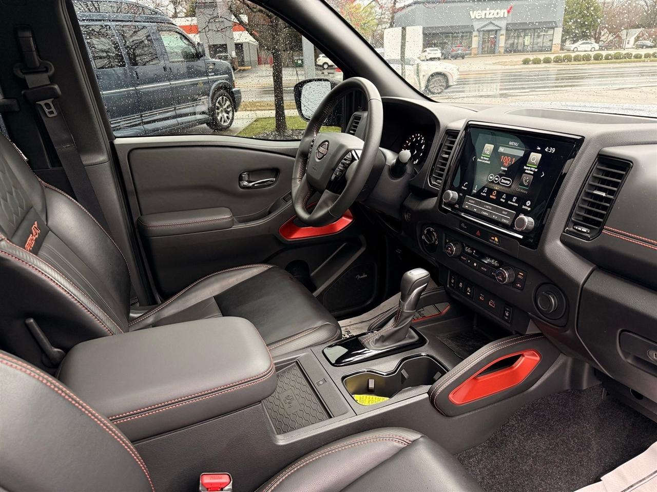 Nissan Frontier  2024