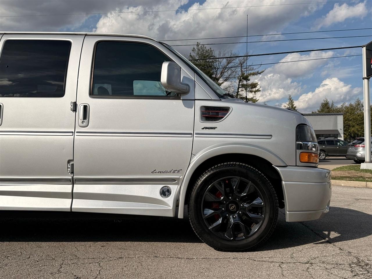 Chevrolet Express  2023