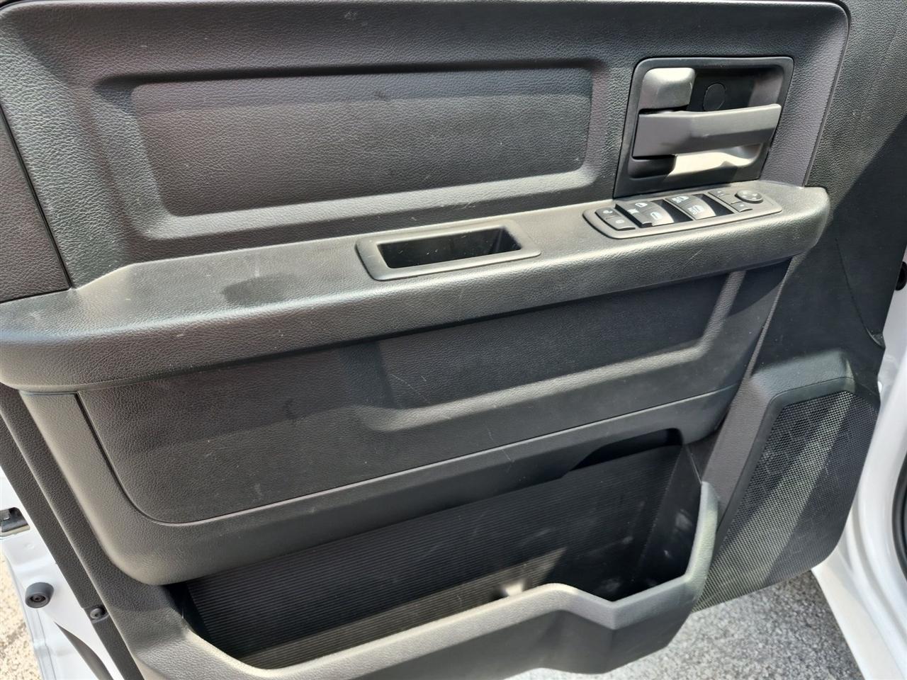 RAM 1500 Classic  2024