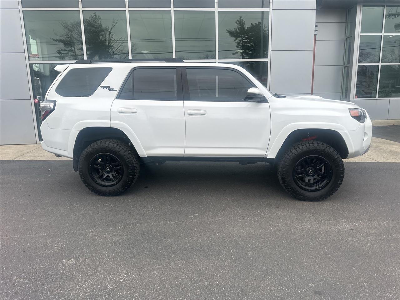 Toyota 4Runner  2019